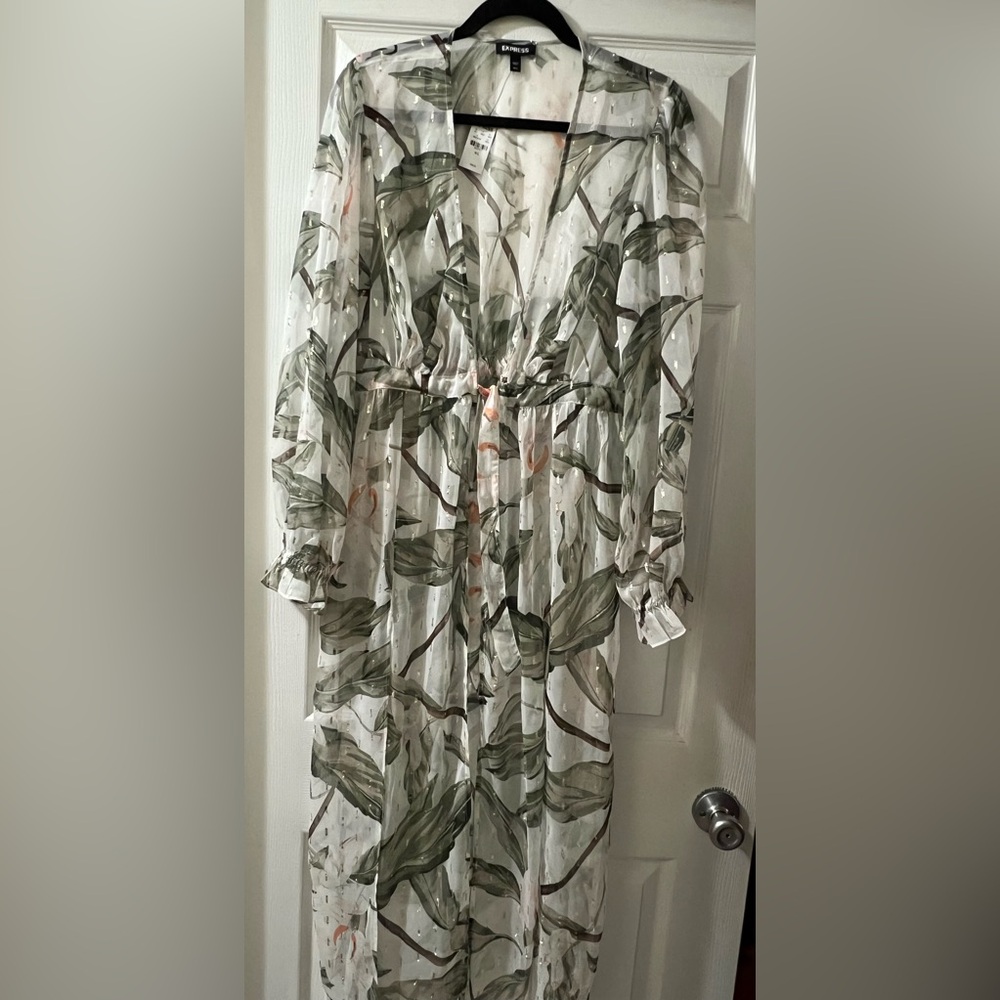 BNWT Express Sheer Tropical Cover-Up